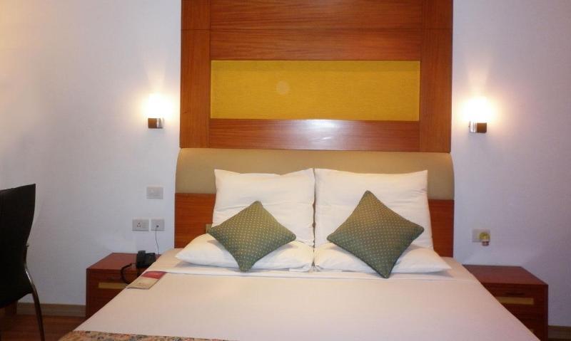 Hotel Riverside Resort y Spa Kumbakonam Exterior foto